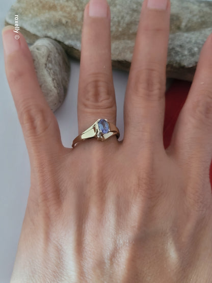 10K Yellow Gold Tanzanite and Diamond Ring Size 9.25, Solid Gold!