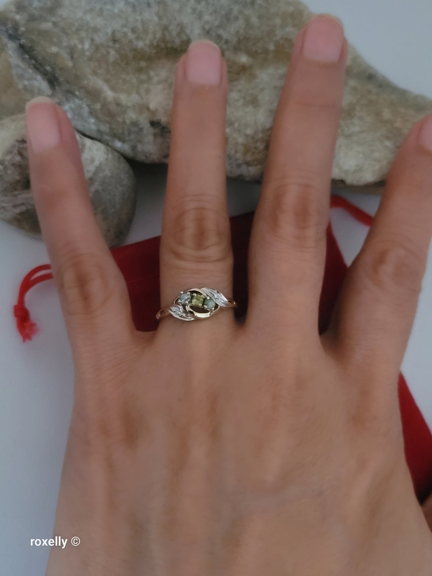14K Yellow Gold Peridot, Blue Topaz & Diamonds Ring Size 7.25- Solid Gold!
