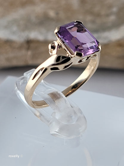14K Yellow Gold Purple Sapphire Cocktail Ring Size 5, Solid Gold 👌🎁