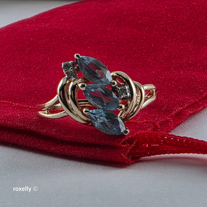 14K Yellow Gold Blue Topaz and Diamond Cocktail Ring Size 6, Solid Gold!