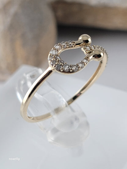 10K Yellow Gold Cubic Zirconia Horseshoe Dainty Ring Size 6.75, Solid Gold!
