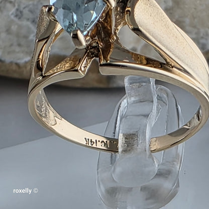 14K Yellow Gold Aquamarine Gemstone Ring Size 6.5, Solid Gold!