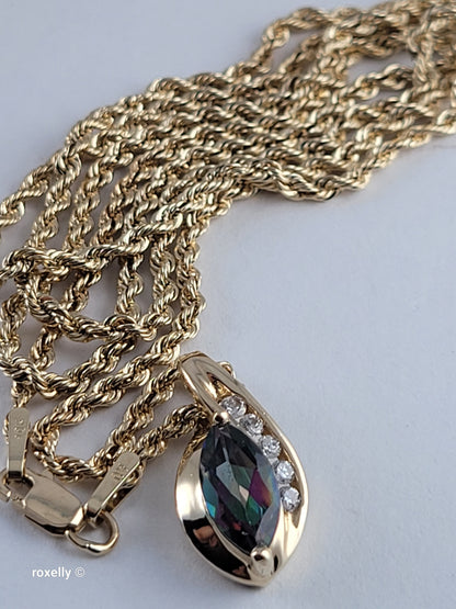 10K Yellow Gold Rope Chain and Mystic Pendant!