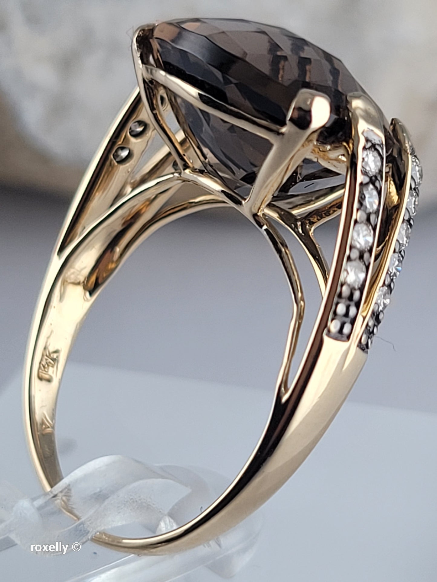 14K Yellow Gold Le Vian Smoky Topaz and Genuine Vanilla Diamonds Cocktail Ring Size 7.5 - Solid Gold!