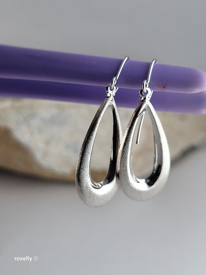 14K White Gold Lightweight Small Comfortable Brushed Finish Earrings!