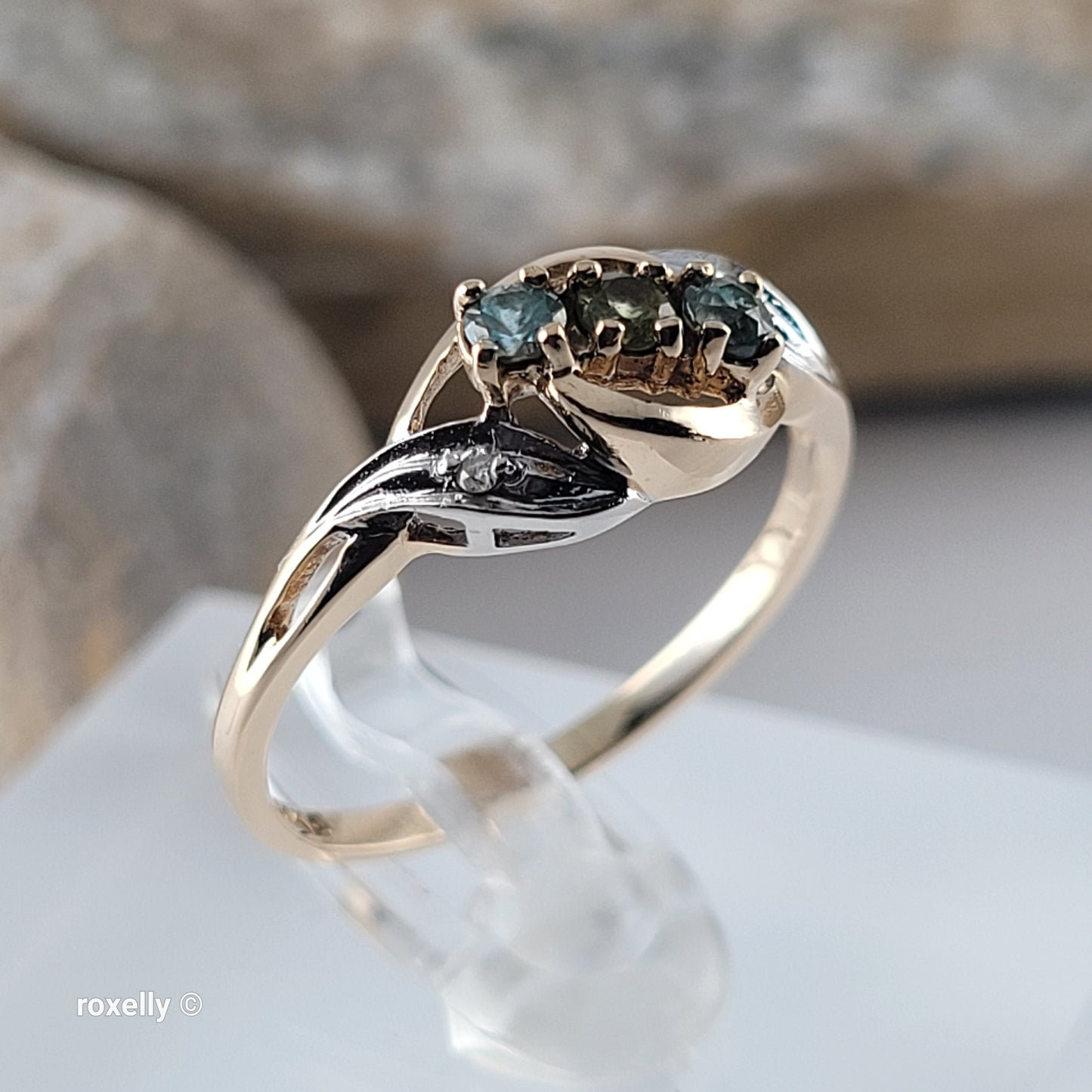 14K Yellow Gold Peridot, Blue Topaz & Diamonds Ring Size 7.25- Solid Gold!