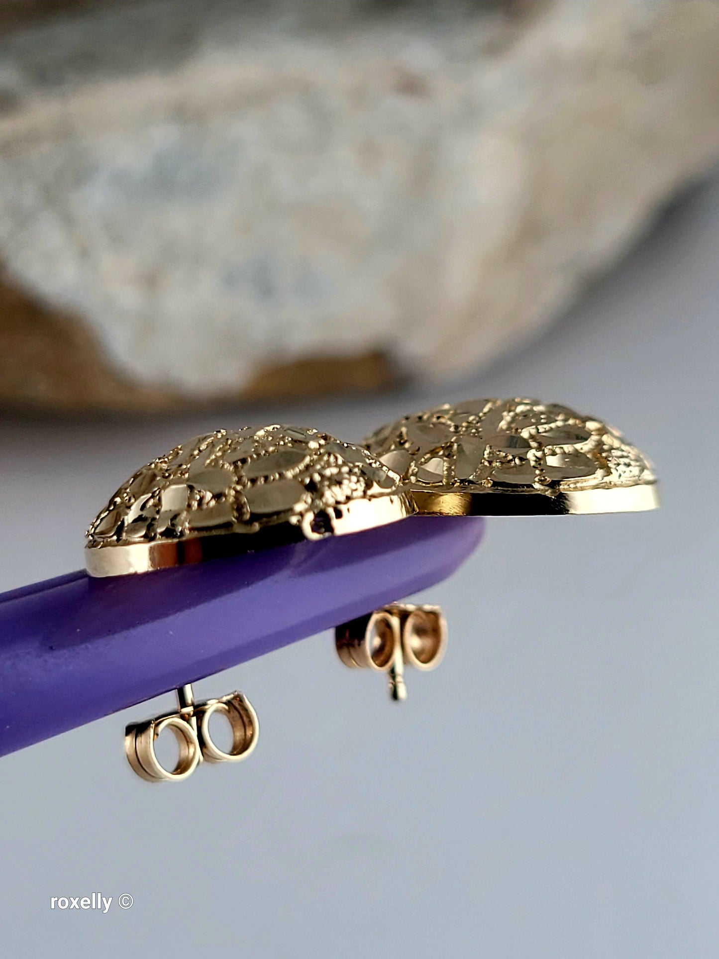 14K Solid Yellow Gold Nugget Teardrop Stud Earrings, 18.3mm Beautiful!