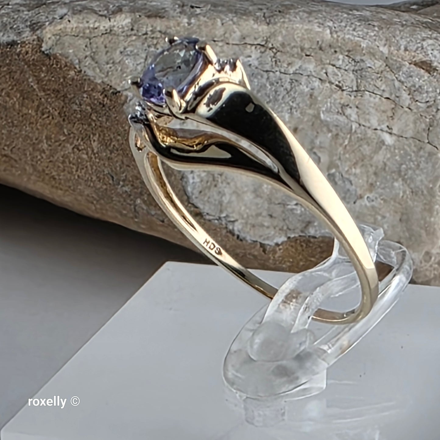 10K Yellow Gold Tanzanite and Diamond Ring Size 9.25, Solid Gold!