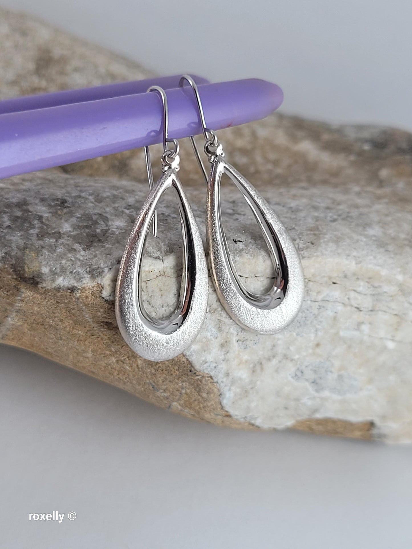 14K White Gold Lightweight Small Comfortable Brushed Finish Earrings!