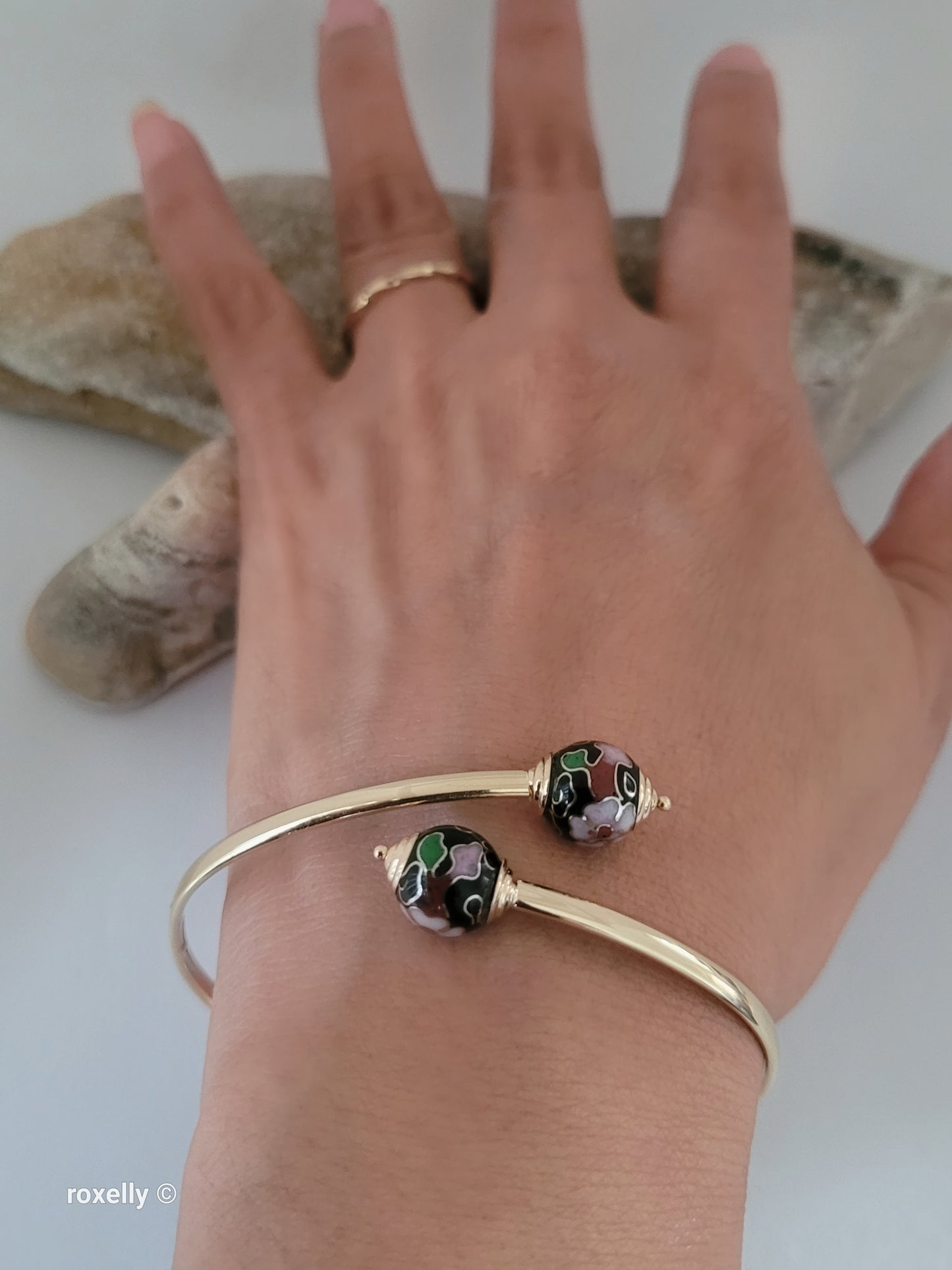 14K Yellow Gold Cloisonne Enamel Floral Bangle Bracelet, Solid Gold!