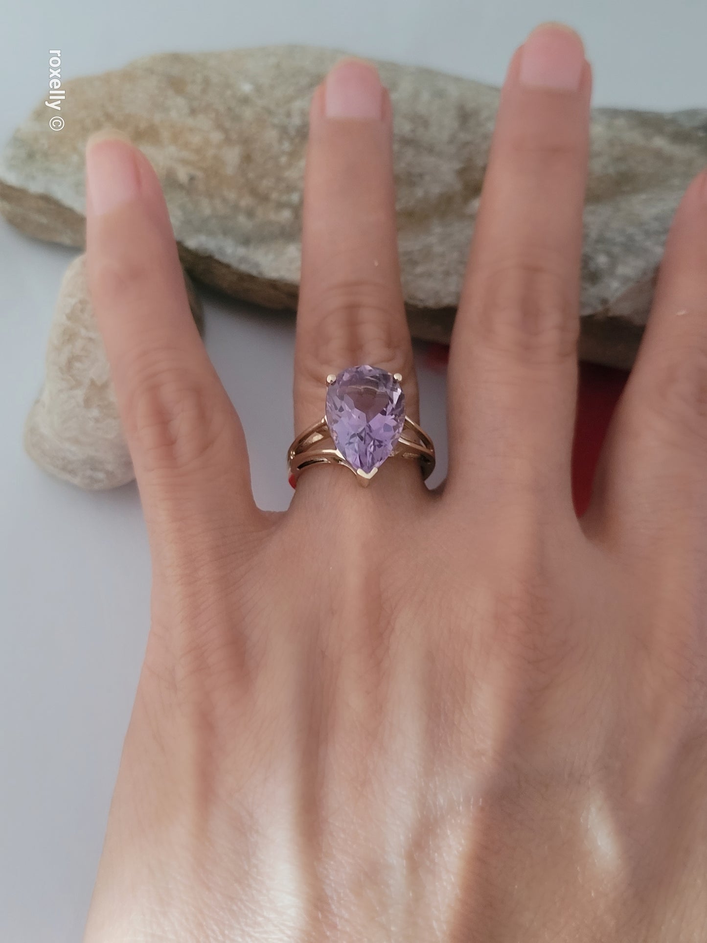 10K Yellow Gold Amethyst Gemstone Ring Size 6.75, Solid Gold!
