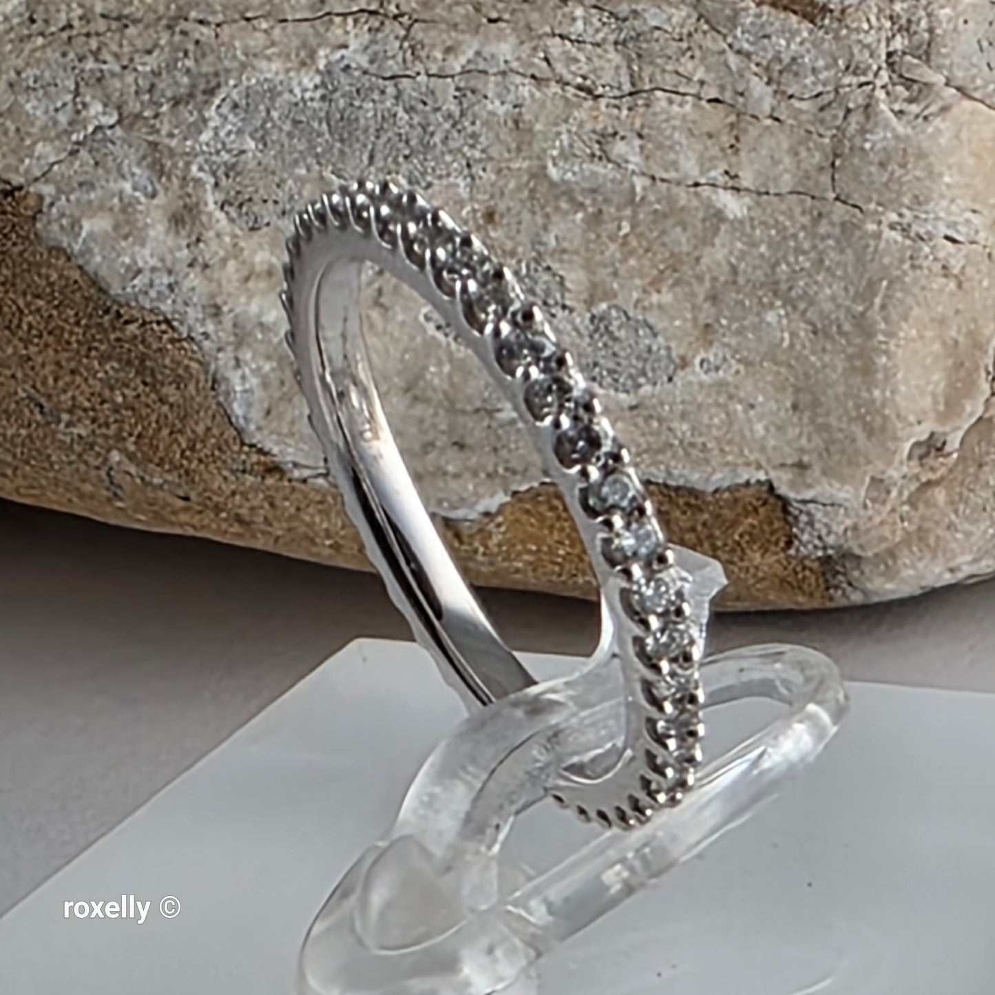 14K White Gold Diamond Infinity Design Ring Size 6, Solid Gold!