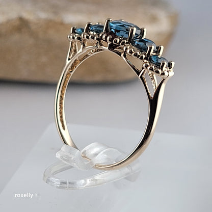 10K Yellow Gold London Blue topaz Ring Size 8 - Solid Gold!