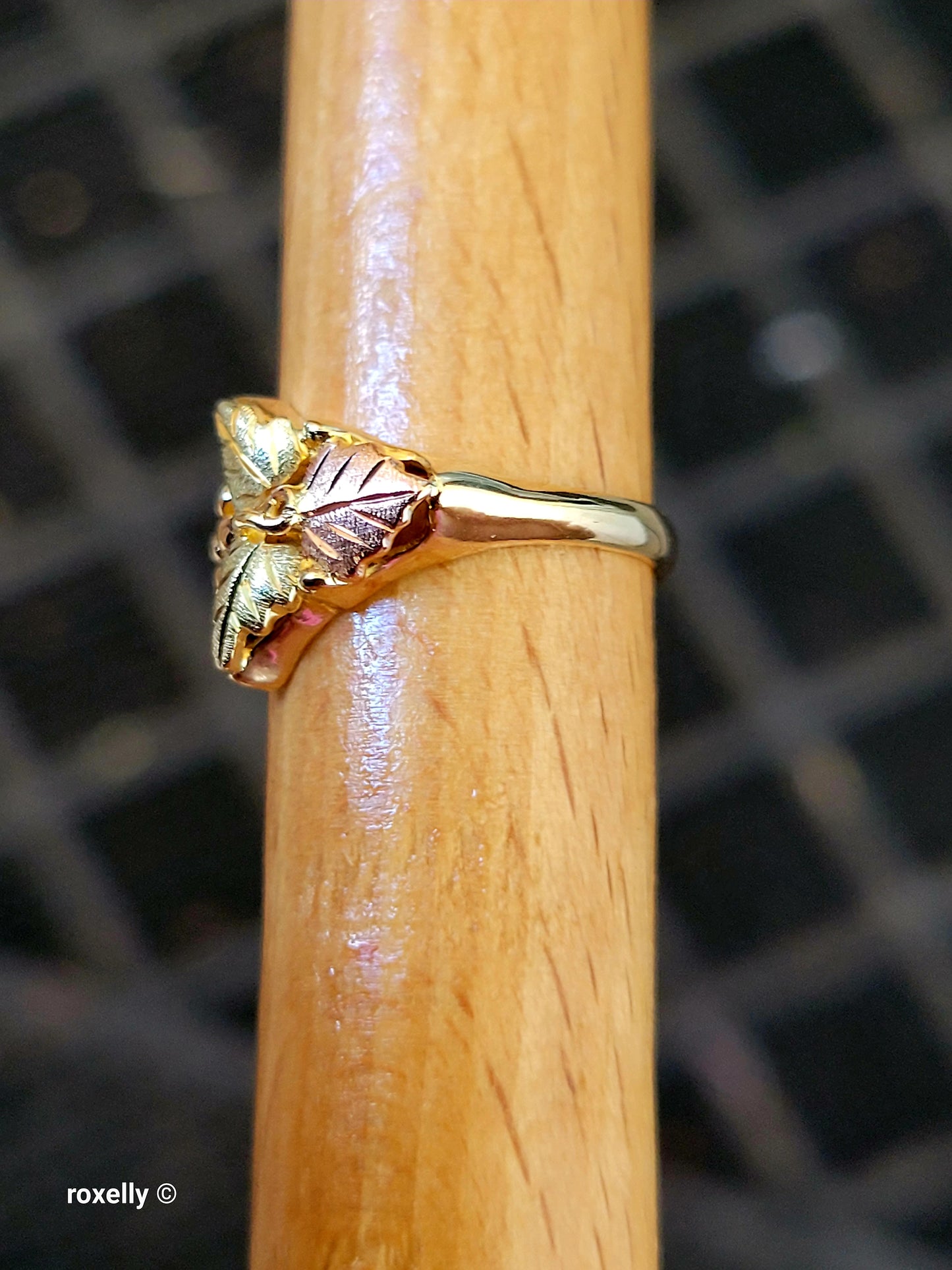 10K Yellow and Rose Gold Black Hills Leaves Ring Size 3, Solid Gold!