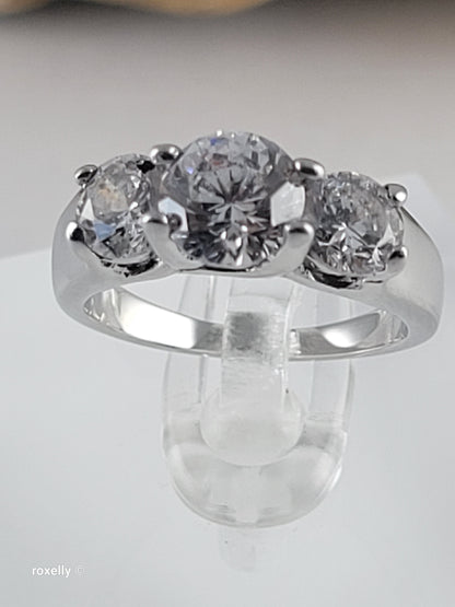 10K White Gold Cubic Zirconia Cocktail Ring Size 4.5, Solid Gold!