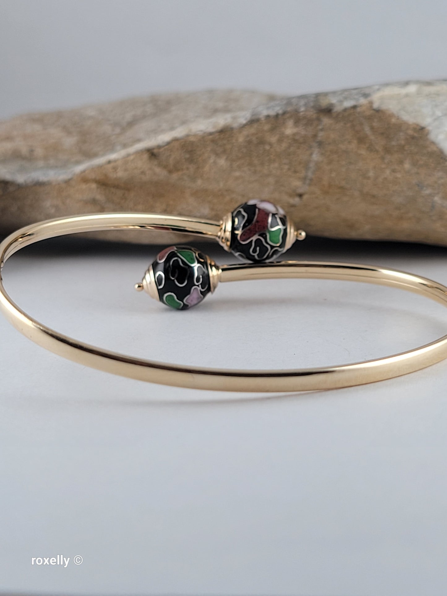 14K Yellow Gold Cloisonne Enamel Floral Bangle Bracelet, Solid Gold!