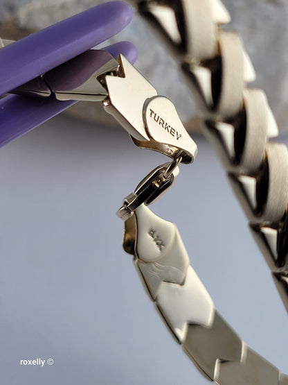 14K Yellow Gold Woven Chevron Link Bracelet, 7.25” Solid Gold – Made in Turkey