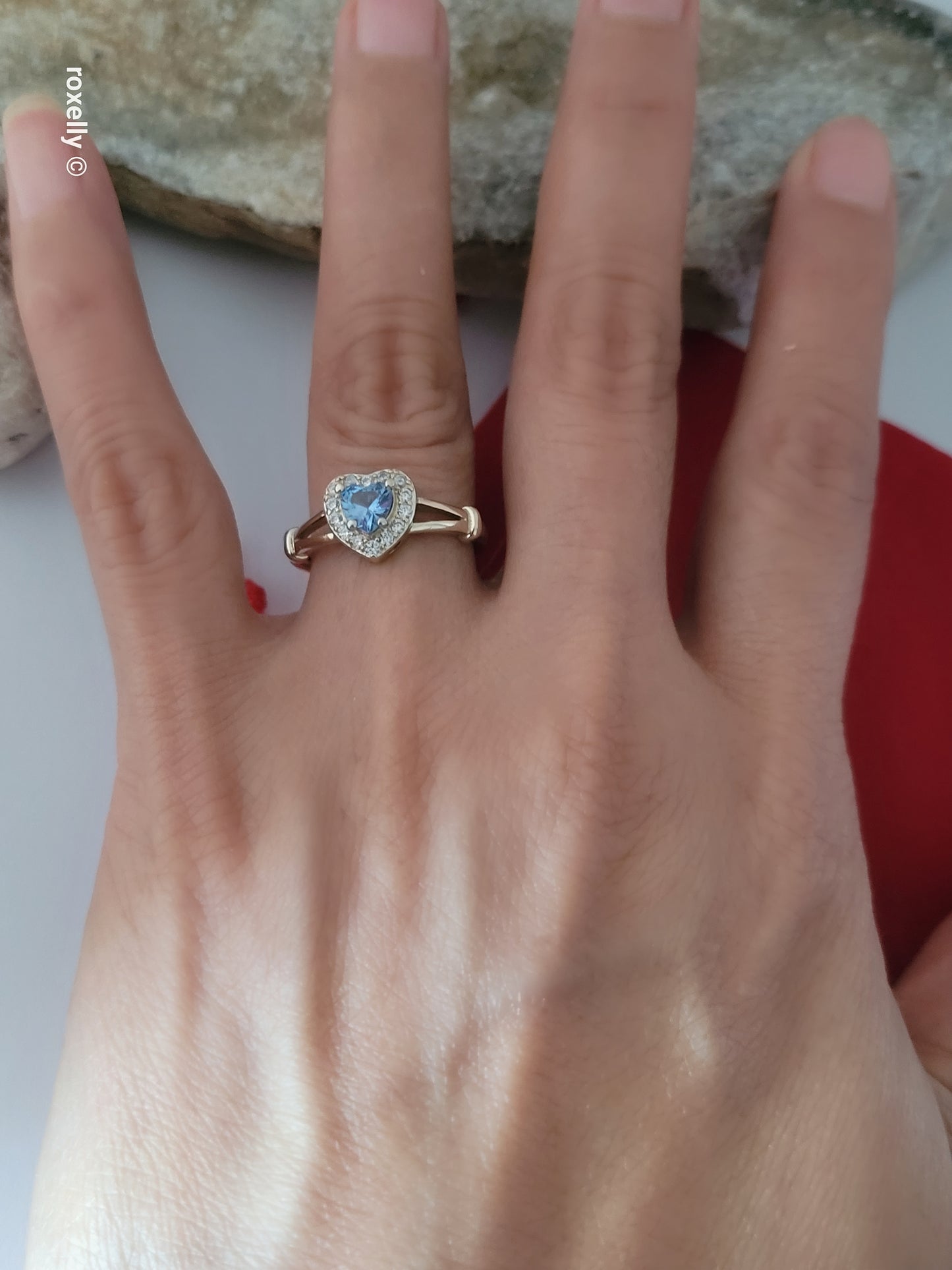 14K Yellow Gold Heart-Shaped Blue Topaz and Cubic Zirconia Ring Size 7, Solid Gold!