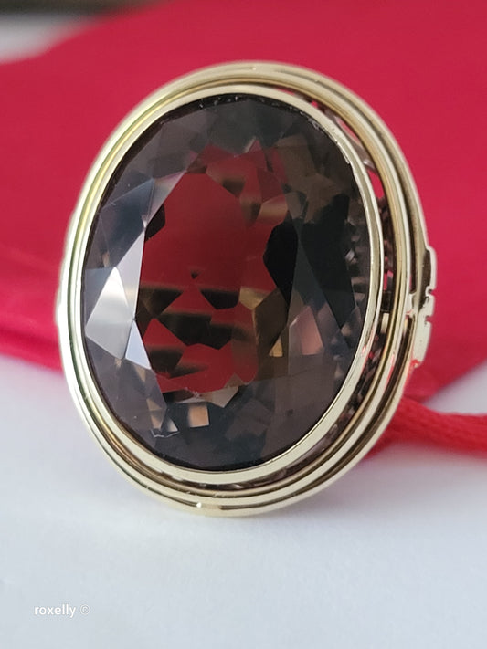 14K Gorgeous Yellow Gold Smoky Topaz Cocktail Ring Size 6, Solid Gold!