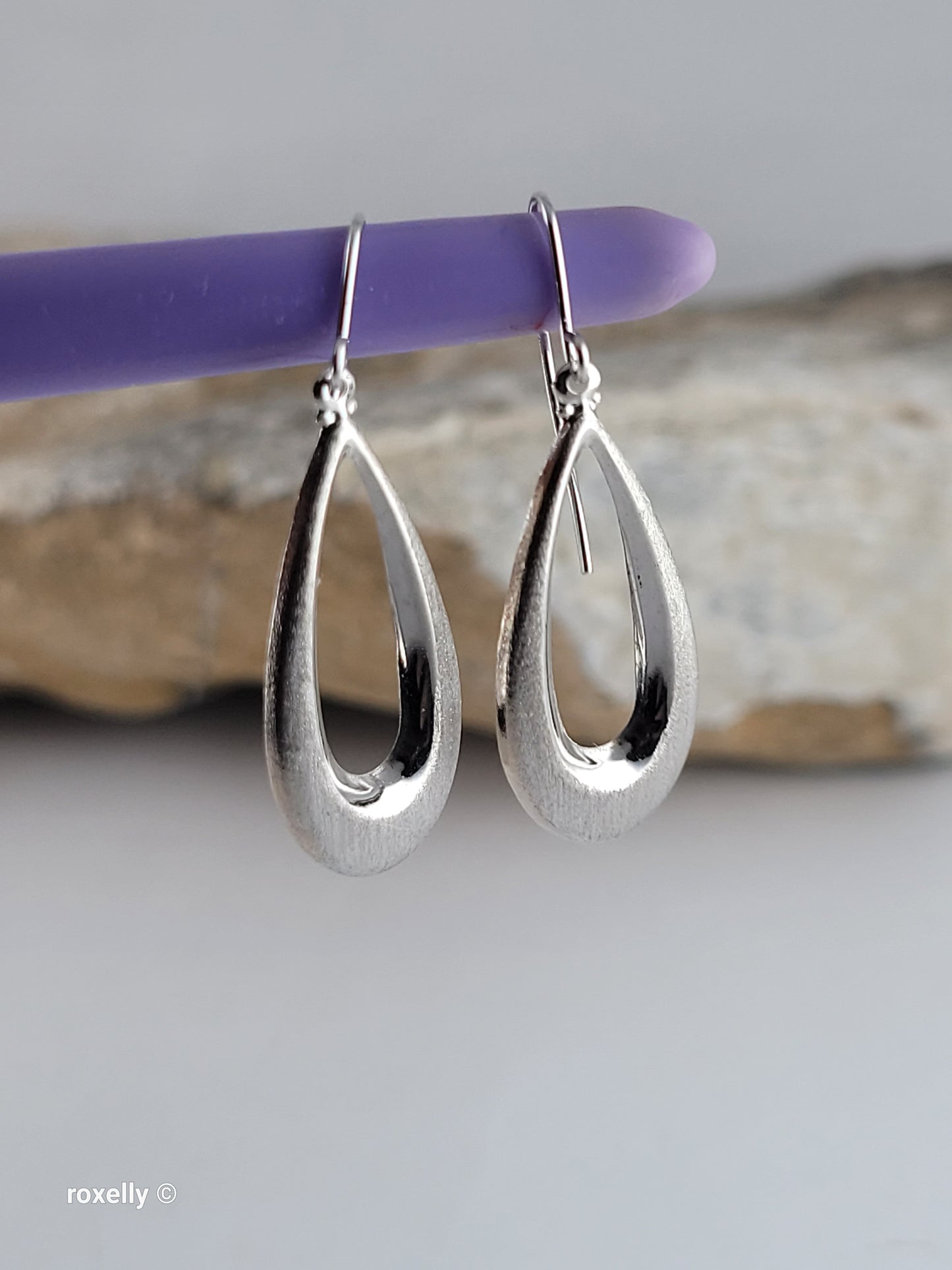 14K White Gold Lightweight Small Comfortable Brushed Finish Earrings!