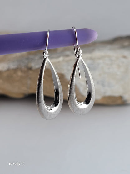 14K White Gold Lightweight Small Comfortable Brushed Finish Earrings!