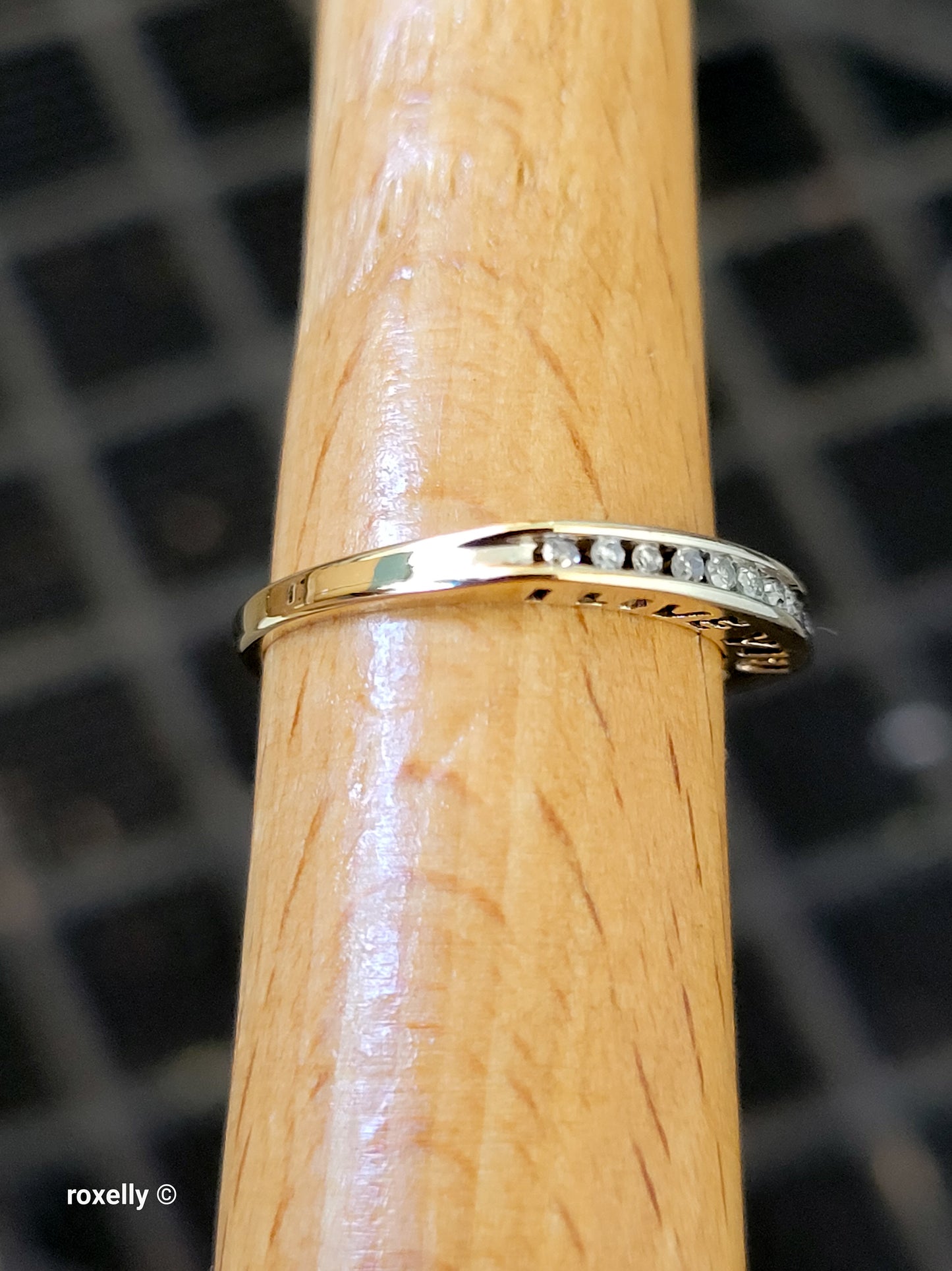 10K Yellow Gold Genuine Diamond "I Love You” Ring Size 6.75, Solid Gold!