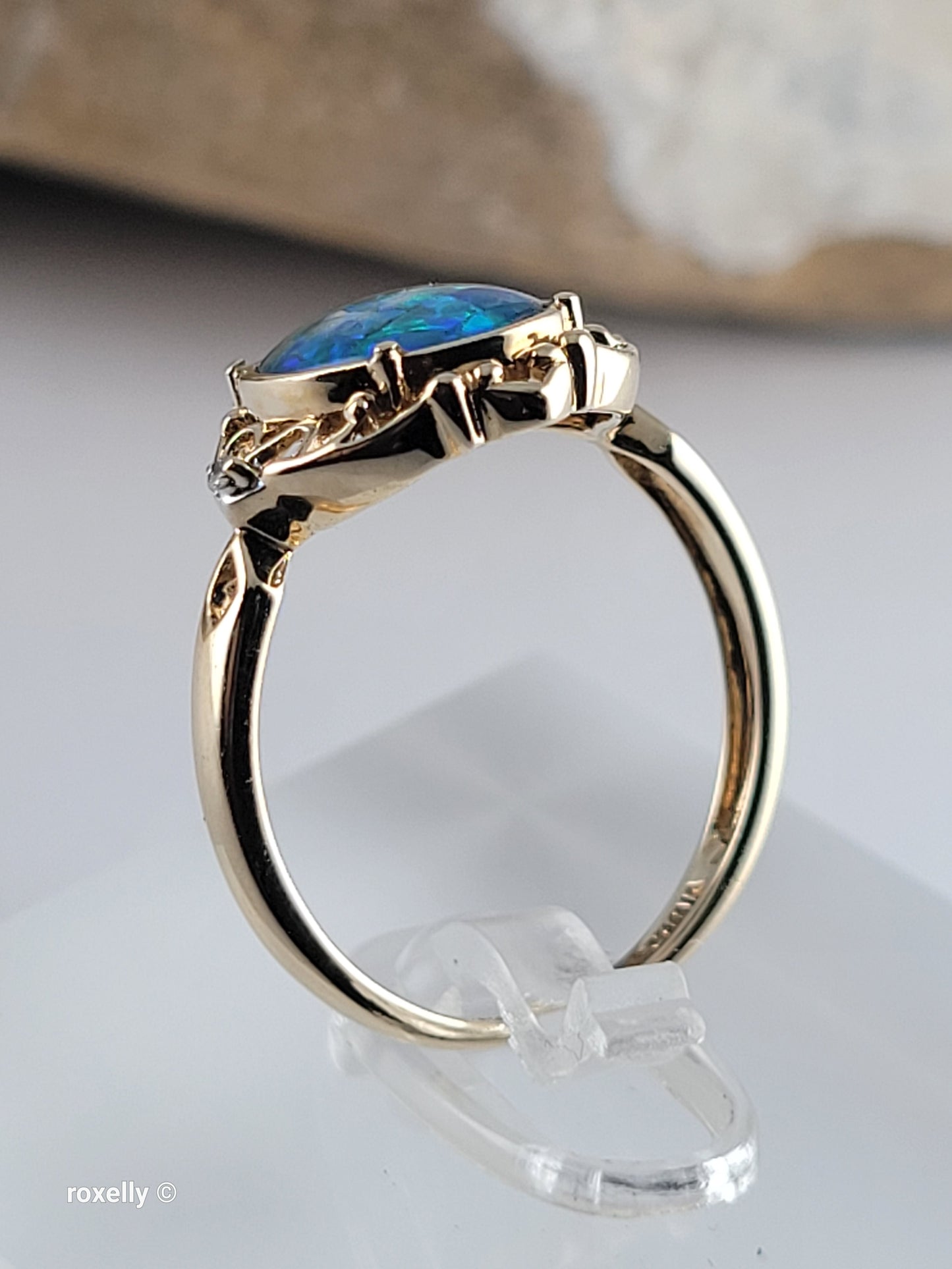 10K Yellow Gold Mosaic Opal and Diamonds Cocktail Ring Size 7, Solid Gold!