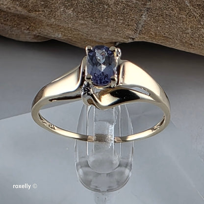 10K Yellow Gold Tanzanite and Diamond Ring Size 9.25, Solid Gold!