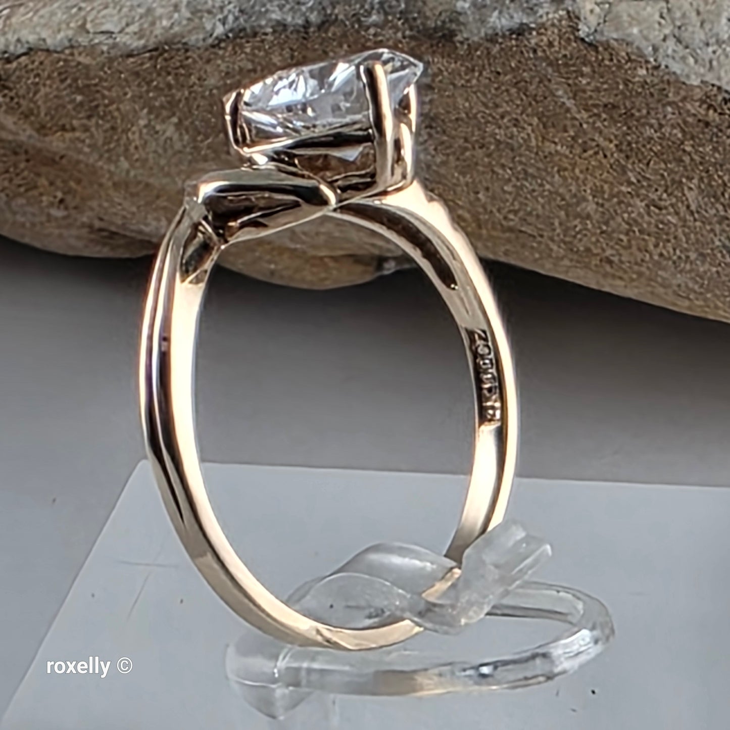 14K Yellow Gold Heart-Shaped Cubic Zirconia Ring Size 7.75, Solid Gold!
