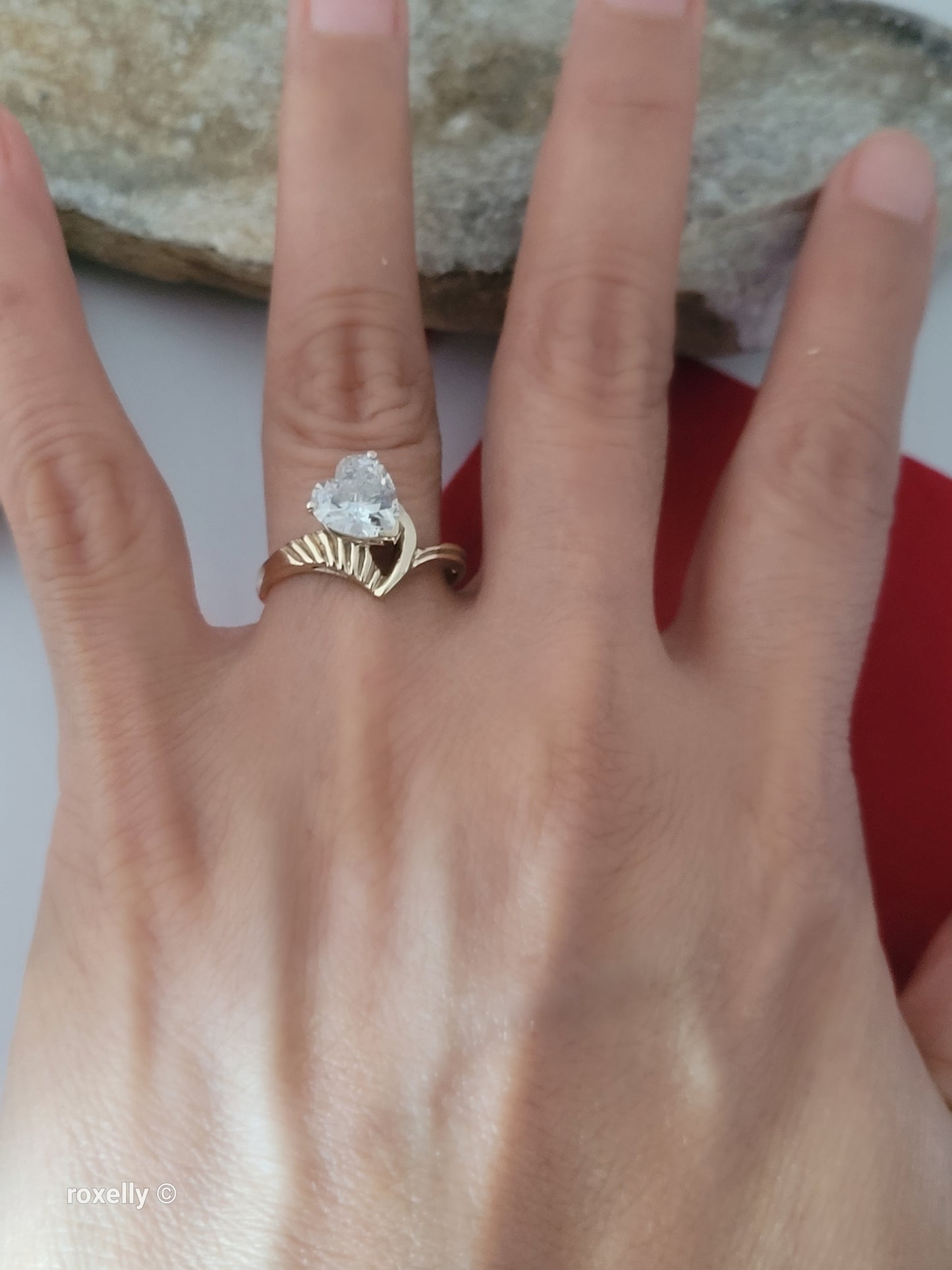 14K Yellow Gold Heart-Shaped Cubic Zirconia Ring Size 7.75, Solid Gold!