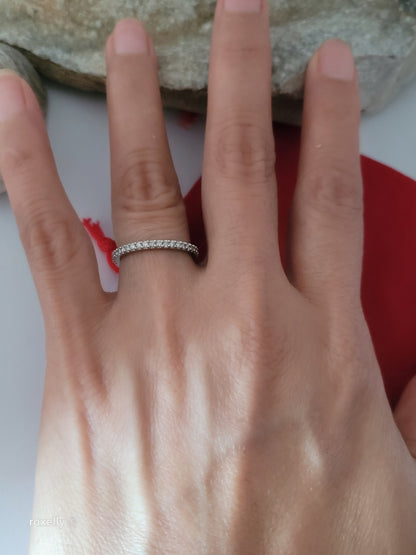 14K White Gold Diamond Infinity Design Ring Size 6, Solid Gold!