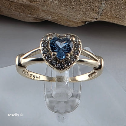 14K Yellow Gold Heart-Shaped Blue Topaz and Cubic Zirconia Ring Size 7, Solid Gold!
