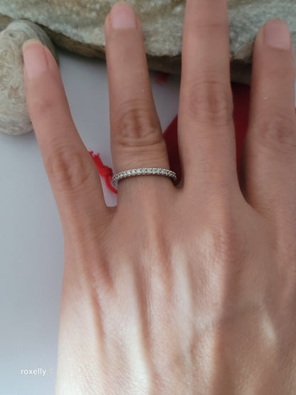 14K White Gold Diamond Infinity Design Ring Size 6, Solid Gold!