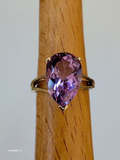 10K Yellow Gold Amethyst Gemstone Ring Size 6.75, Solid Gold!