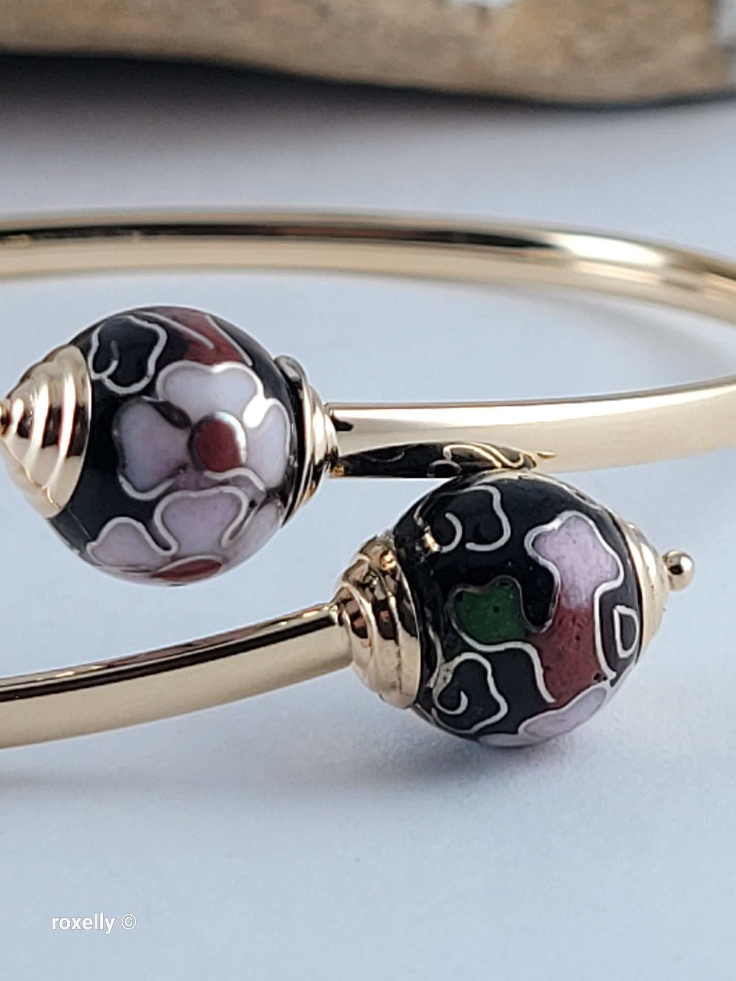 14K Yellow Gold Cloisonne Enamel Floral Bangle Bracelet, Solid Gold!
