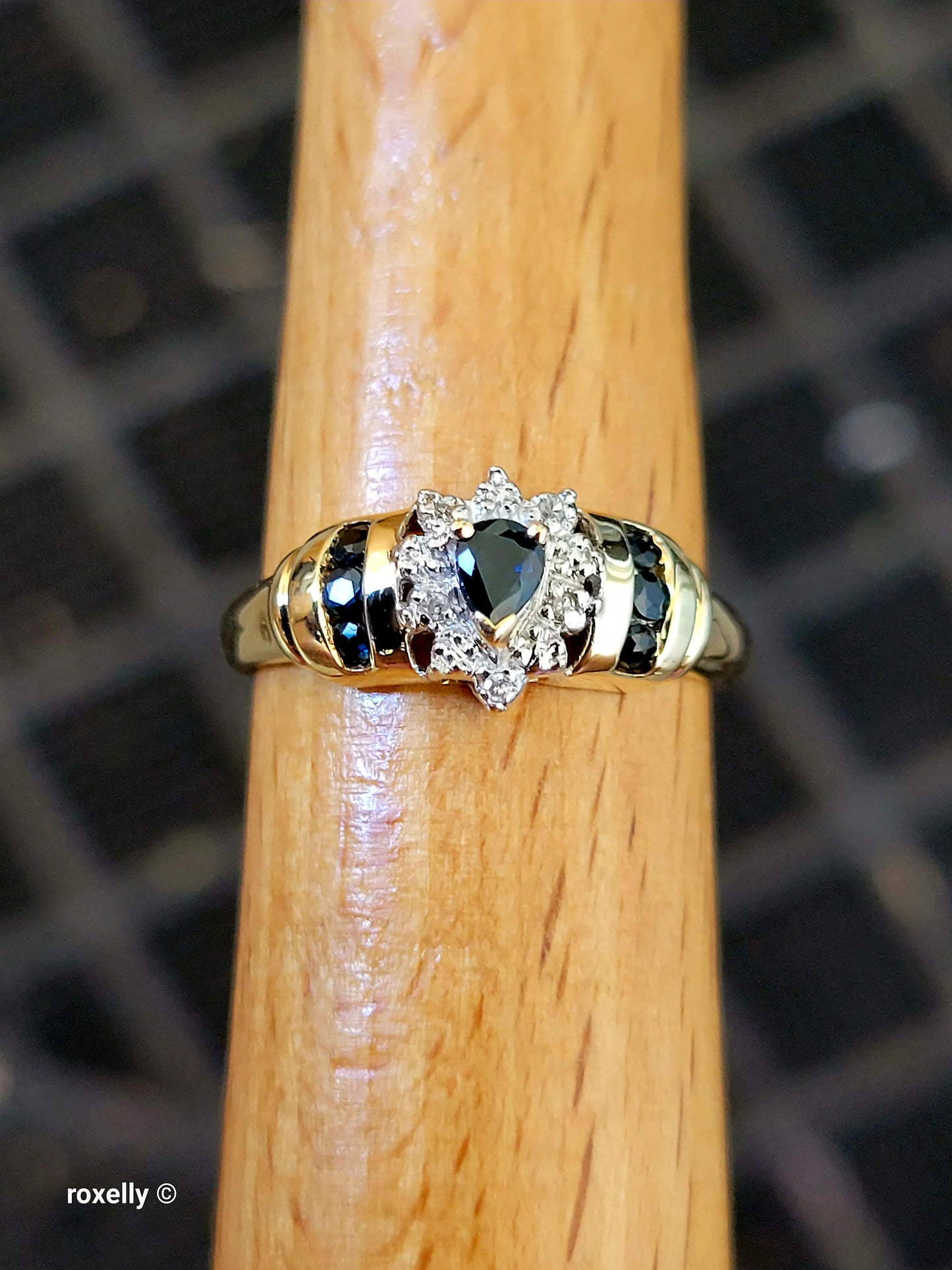 10K Yellow Gold Sapphires and Genuine Diamond Ring Size 7, Solid Gold!