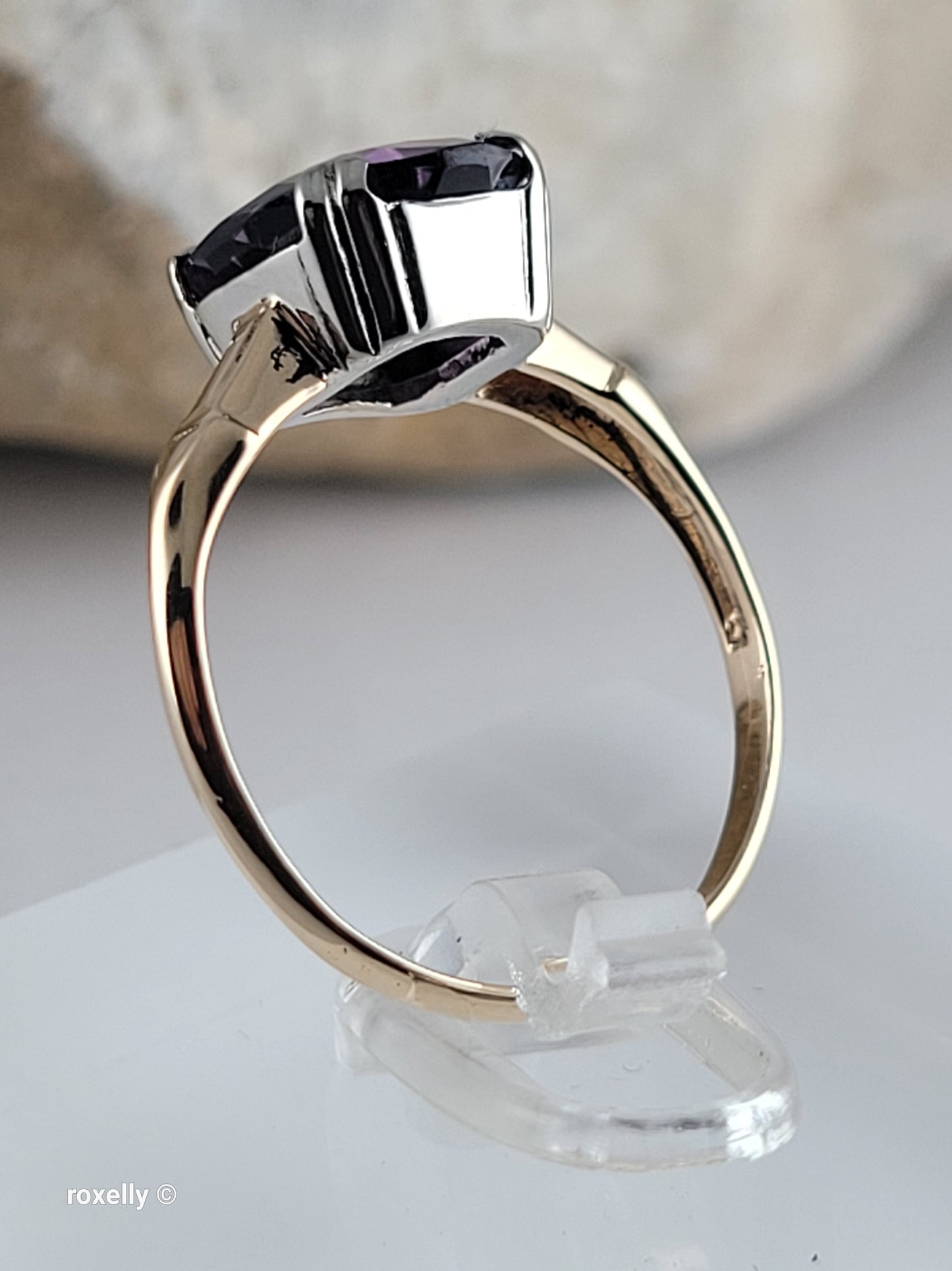 14K Yellow Gold Amethyst Gemstone Ring Size 6, Solid Gold