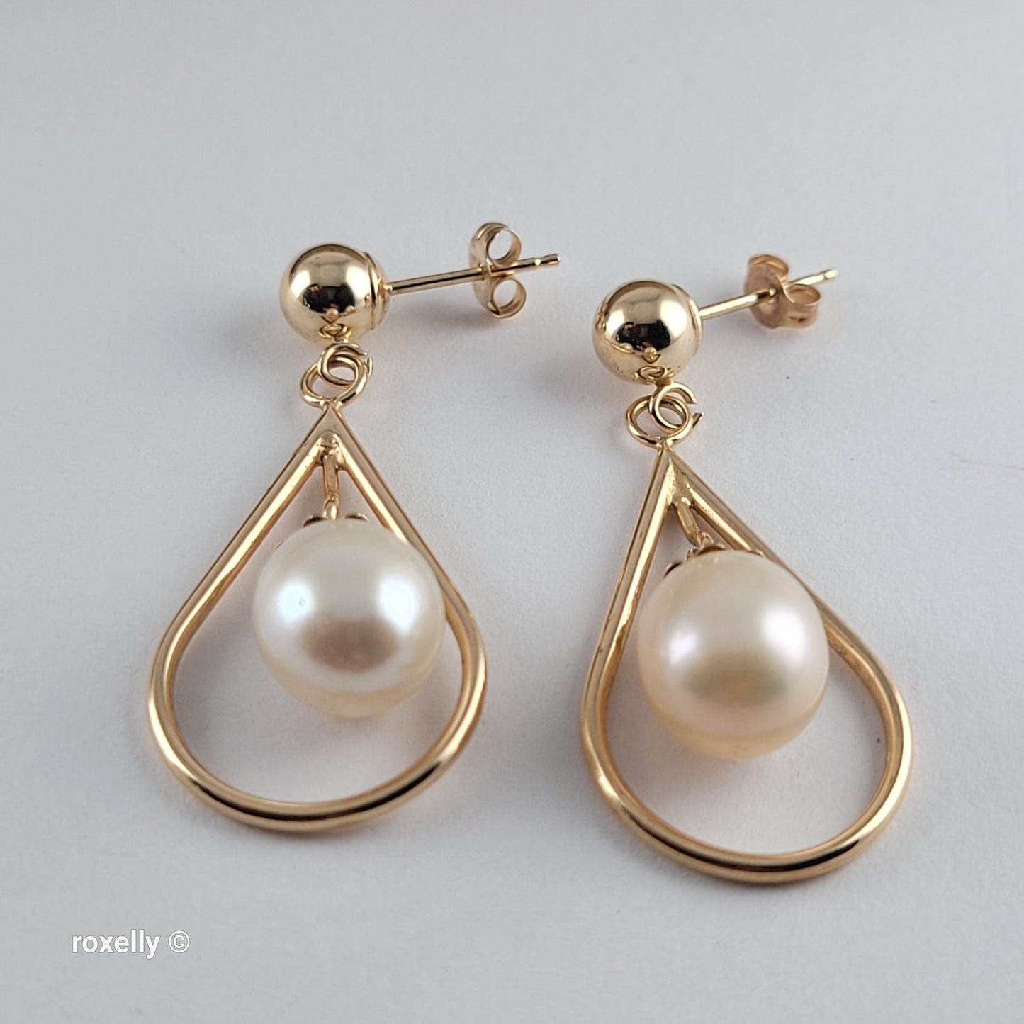 14K Yellow Gold Freshwater Pearl Drop-Shaped Dangle Earrings, Solid Gold!