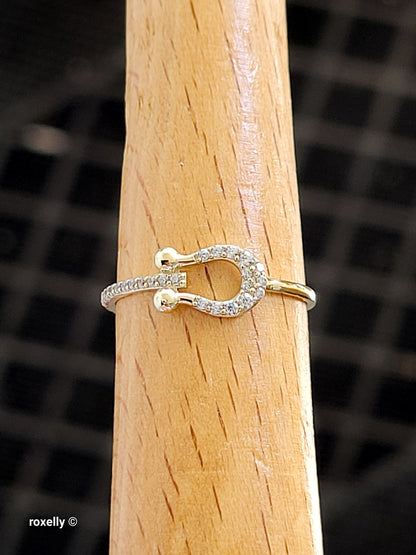 10K Yellow Gold Cubic Zirconia Horseshoe Dainty Ring Size 6.75, Solid Gold!