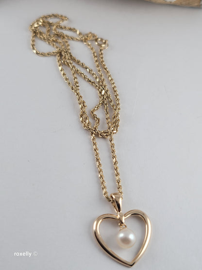 14K Yellow Gold Diamond Cut Rope Chain and Fresh-Water Pearl Heart Pendant!