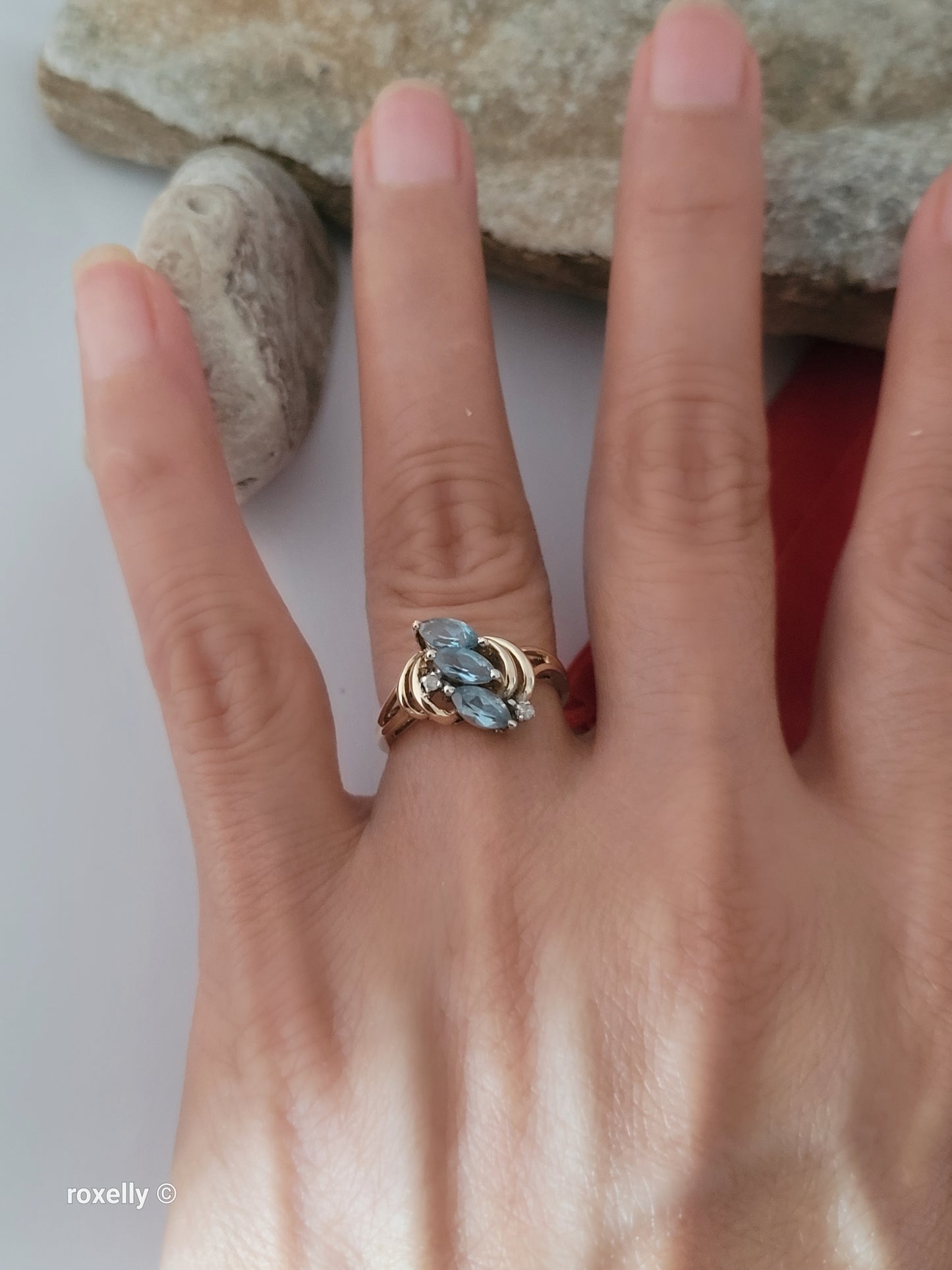 14K Yellow Gold Blue Topaz and Diamond Cocktail Ring Size 6, Solid Gold!