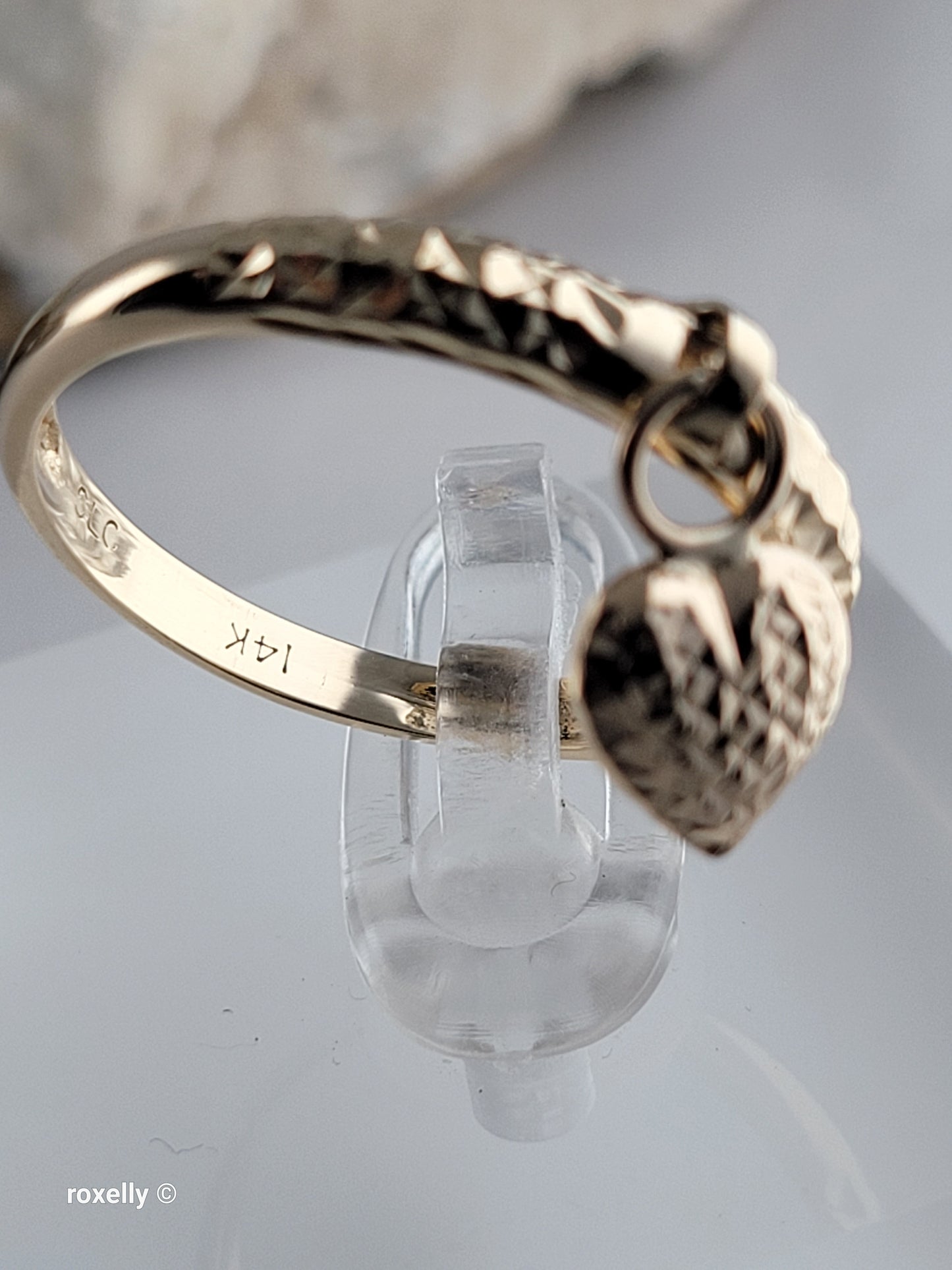 14K Yellow Gold Diamond-Cut Ring Size 10 with Heart Charm, Solid Gold!