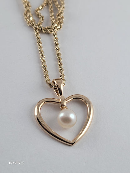 14K Yellow Gold Diamond Cut Rope Chain and Fresh-Water Pearl Heart Pendant!