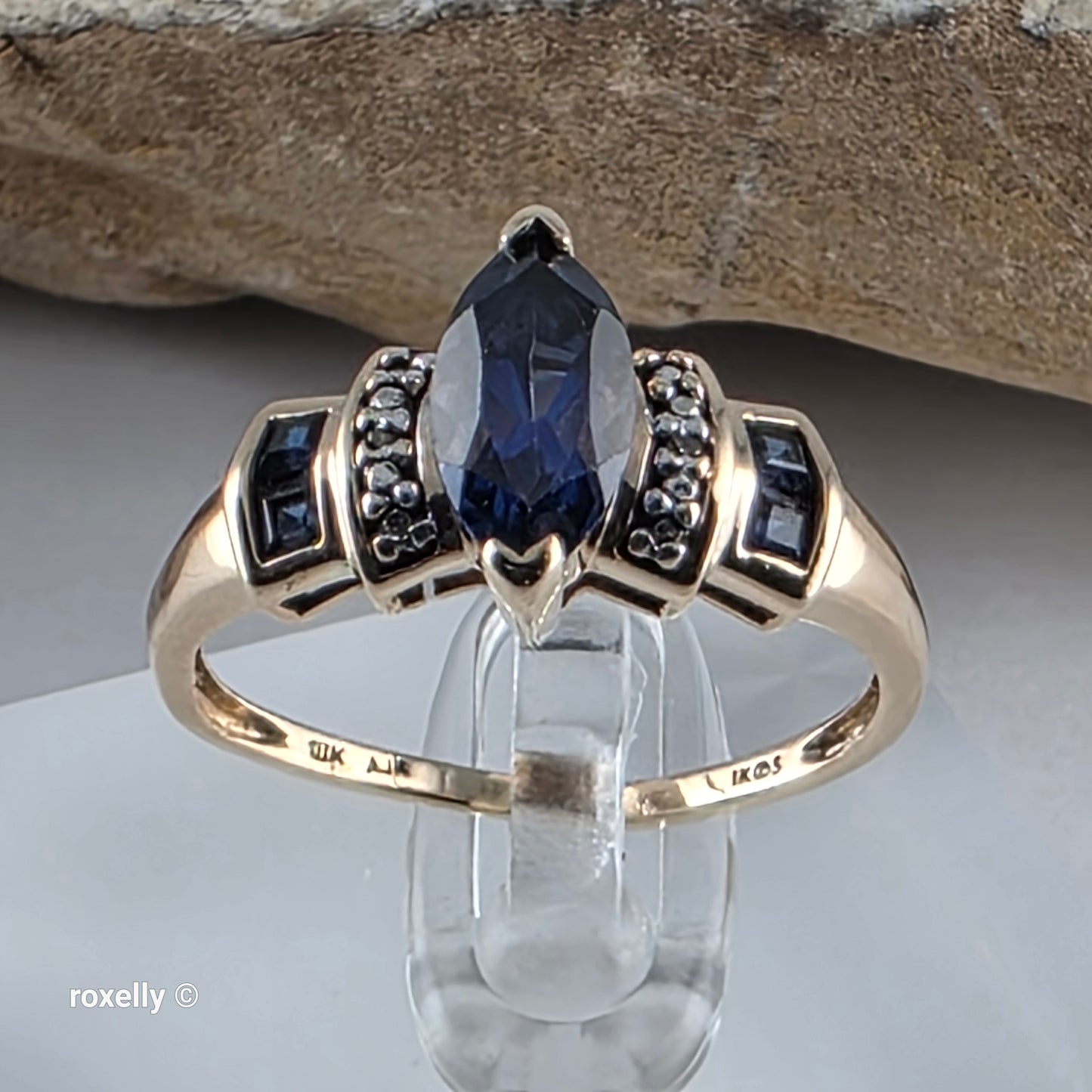 10K Yellow Gold Sapphire and Diamond Cocktail Ring Size 7.5, Solid Gold!
