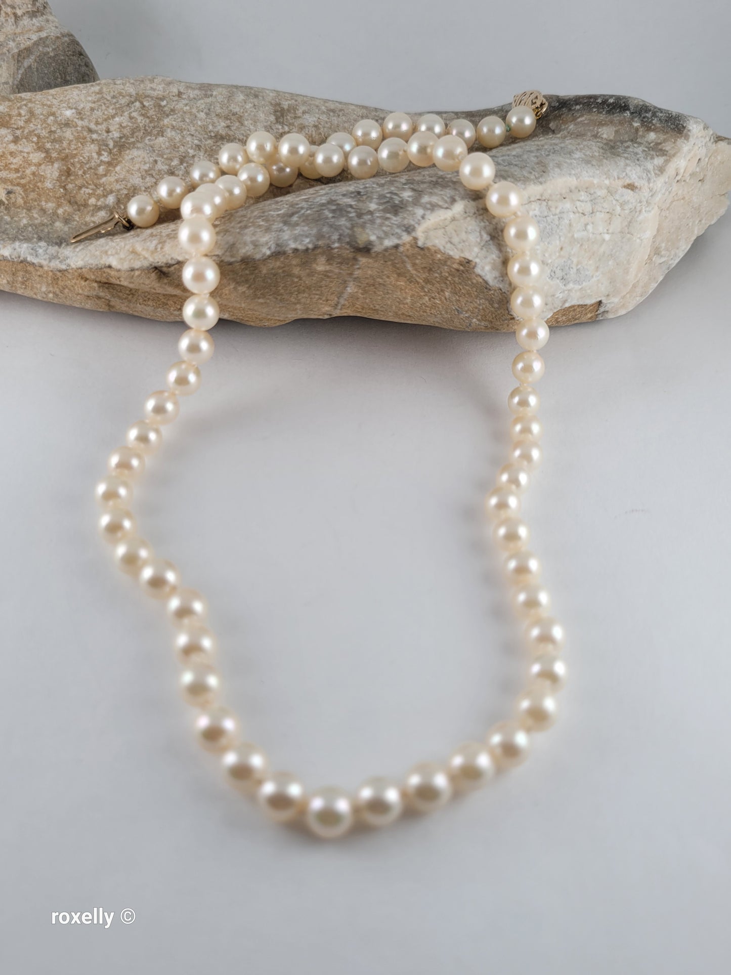 Freshwater Pearl Necklace with Solid 14K Yellow Gold Clasp!