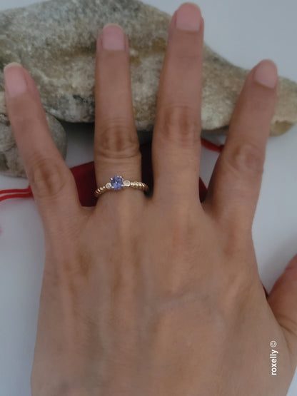 14K Yellow Gold Oval Tanzanite and Diamond Ring Size 7 - Solid Gold