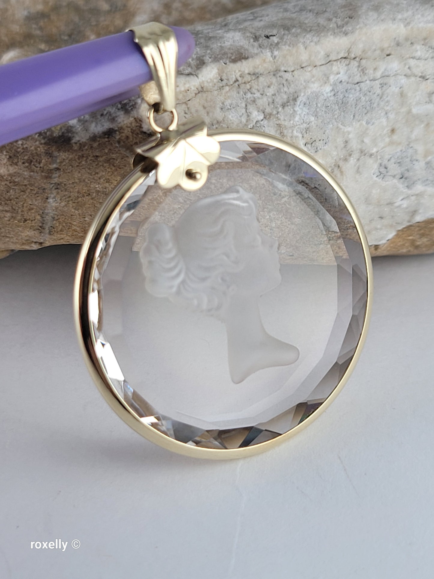 14K Vintage Yellow Gold Carved Face Clear Intaglio, Woman Bust Design Pendant, Solid Gold - Made in Italy!
