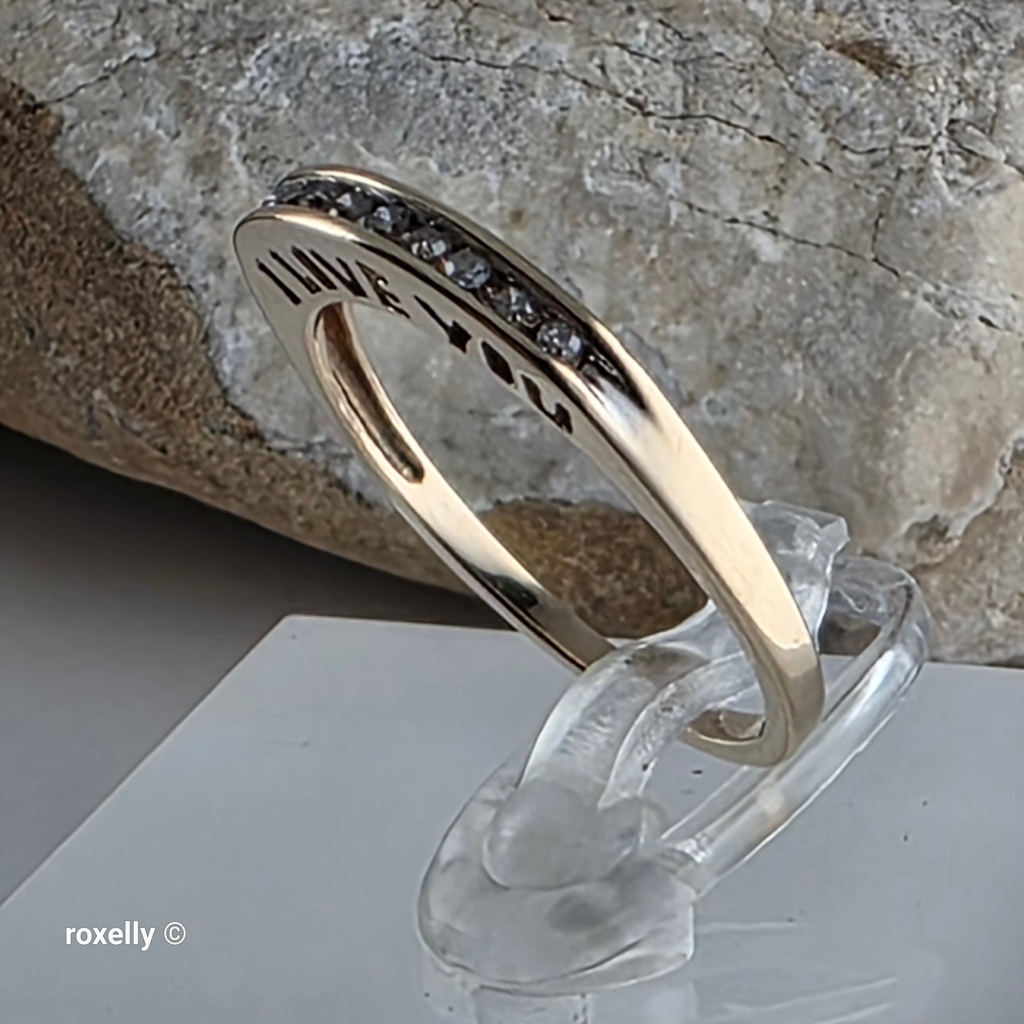 10K Yellow Gold Genuine Diamond "I Love You” Ring Size 6.75, Solid Gold!
