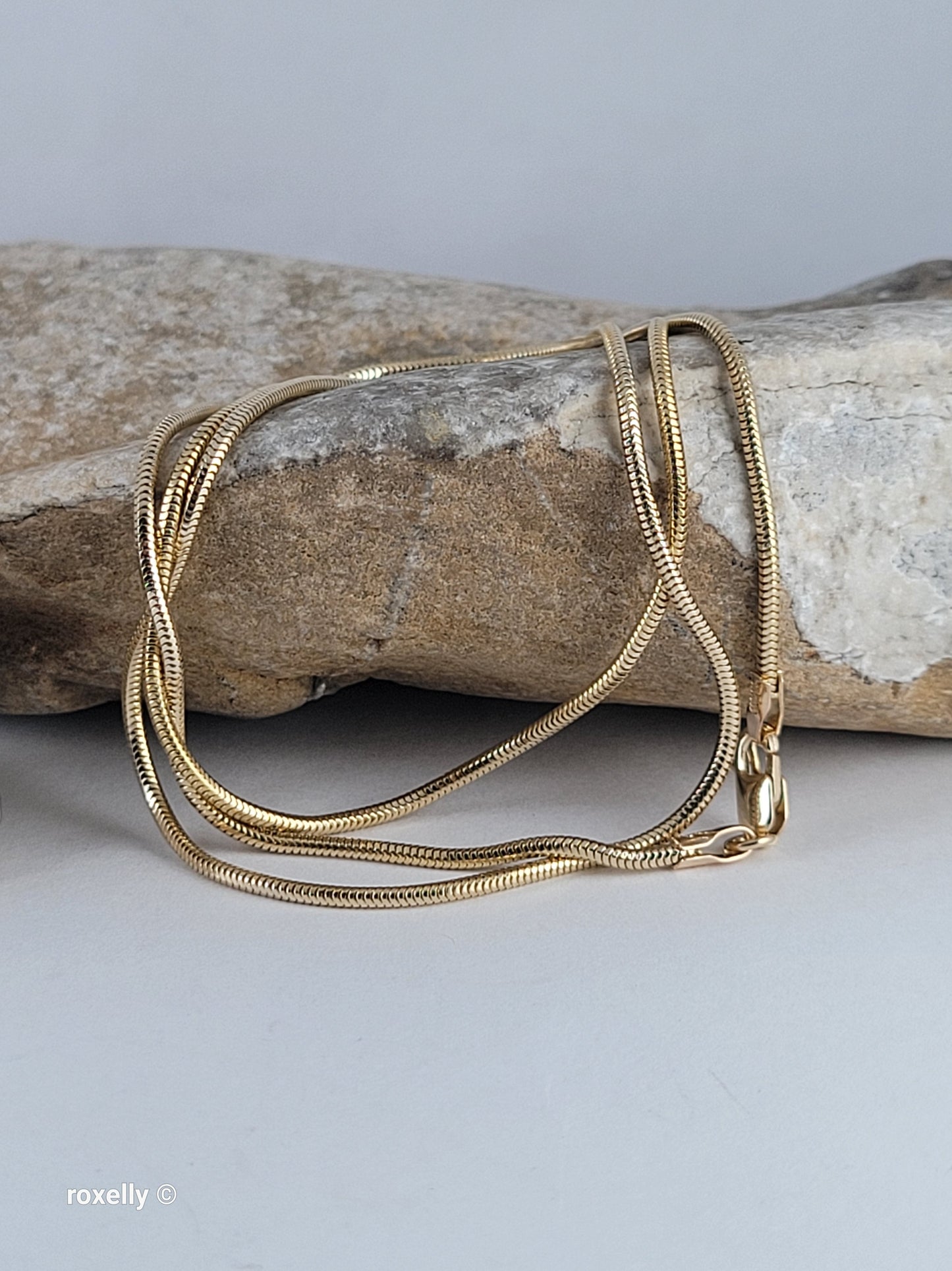 14K Yellow Gold Soga Necklace, Solid Gold!