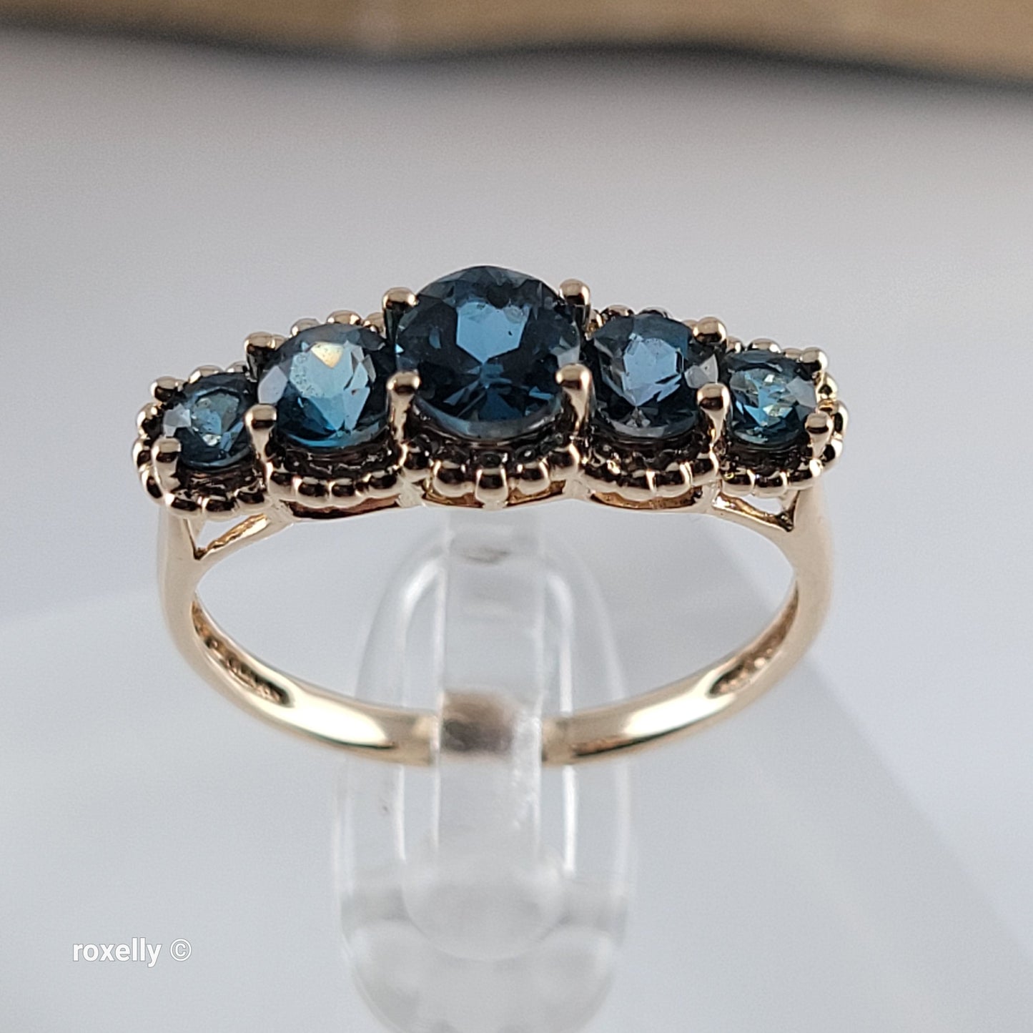 10K Yellow Gold London Blue topaz Ring Size 8 - Solid Gold!